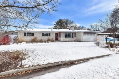 SO MUCH OPPORTUNITY! This beautifully maintained 4-bed, 3.5-bath on Fairview Golf Course in Idaho - for sale on GolfHomes.com, golf home, golf lot