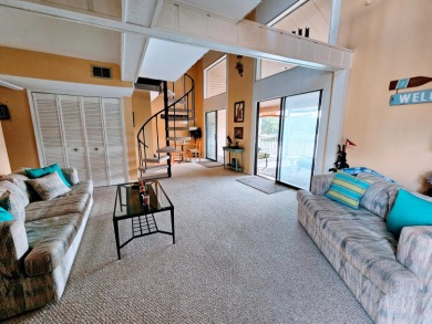 Charming Retreat in Perry Park Golf Resort - Offering Year-Round on Perry Park Golf Resort in Kentucky - for sale on GolfHomes.com, golf home, golf lot