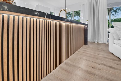 NEW ROOF!!!! MOVE-IN READY HOME IN ABERDEEN.55+ COMMUNITY on Aberdeen Golf and Country Club in Florida - for sale on GolfHomes.com, golf home, golf lot