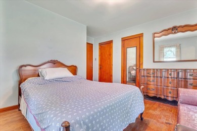 Discover the potential of this 3-bedroom, 1-bath ranch-style on Indian Mountain Golf Course in Pennsylvania - for sale on GolfHomes.com, golf home, golf lot