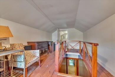 Discover the potential of this 3-bedroom, 1-bath ranch-style on Indian Mountain Golf Course in Pennsylvania - for sale on GolfHomes.com, golf home, golf lot