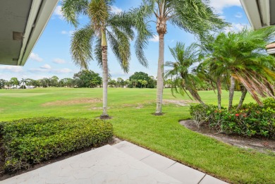 Spacious, light-filled Expanded Whitehall model with a on  in Florida - for sale on GolfHomes.com, golf home, golf lot