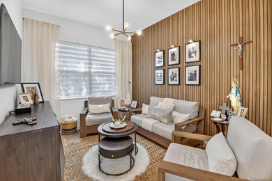 NEW ROOF!!!! MOVE-IN READY HOME IN ABERDEEN.55+ COMMUNITY on Aberdeen Golf and Country Club in Florida - for sale on GolfHomes.com, golf home, golf lot