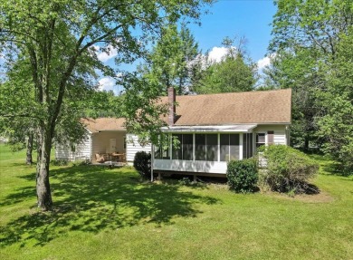 Discover the potential of this 3-bedroom, 1-bath ranch-style on Indian Mountain Golf Course in Pennsylvania - for sale on GolfHomes.com, golf home, golf lot