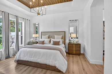 NEW ROOF!!!! MOVE-IN READY HOME IN ABERDEEN.55+ COMMUNITY on Aberdeen Golf and Country Club in Florida - for sale on GolfHomes.com, golf home, golf lot