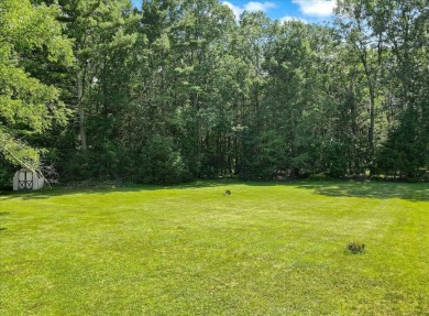 Discover the potential of this 3-bedroom, 1-bath ranch-style on Indian Mountain Golf Course in Pennsylvania - for sale on GolfHomes.com, golf home, golf lot