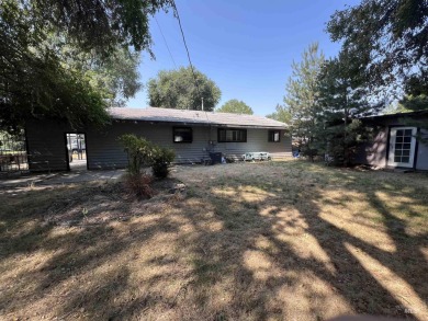 This spacious single-level with basement home in Caldwell, built on Fairview Golf Course in Idaho - for sale on GolfHomes.com, golf home, golf lot