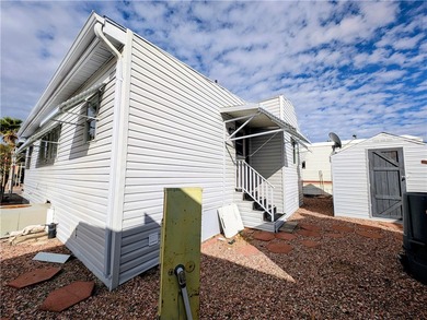 This home is gorgeous. Nothing was forgotten when it was totally on Riverview Golf Course in Arizona - for sale on GolfHomes.com, golf home, golf lot