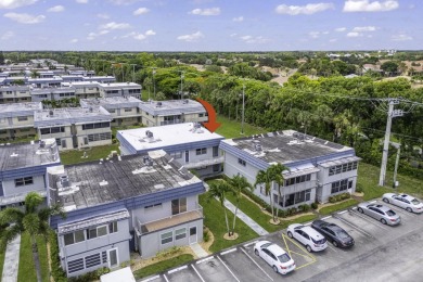 SECOND FLOOR CORNER UNIT WITH GARDEN VIEW ,FRESH PAINTED IN on Kings Point Golf - Executive in Florida - for sale on GolfHomes.com, golf home, golf lot