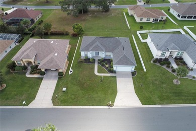 Priced to sell, now vacant! Come and see this charming 2-bedroom on Twisted Oaks Golf Club in Florida - for sale on GolfHomes.com, golf home, golf lot