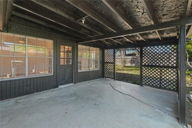 Step into space, style, and a location that truly delivers! This on Oso Beach Municipal Golf Course in Texas - for sale on GolfHomes.com, golf home, golf lot