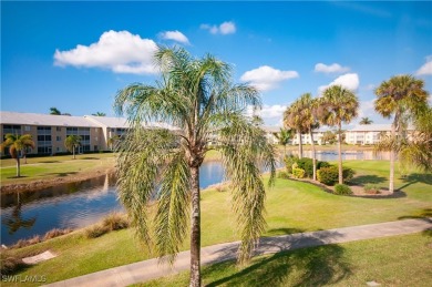 Beautifully maintained and highly sought-after end-unit on Breckenridge Golf and Country Club in Florida - for sale on GolfHomes.com, golf home, golf lot