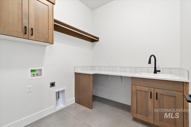 Welcome to the astounding 2,438 SQ FT Tamarack by Tresidio Homes on Falcon Crest Golf Club in Idaho - for sale on GolfHomes.com, golf home, golf lot