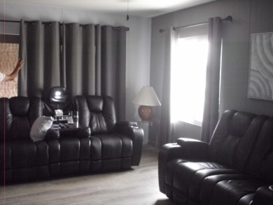 This well-maintained Double wide manufactured home 2-bedroom 1 & on The Club At Shenandoah Springs in California - for sale on GolfHomes.com, golf home, golf lot