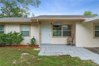 Your Dream Come True! Discover a hidden gem nestled in the on Rainbows End Golf Club in Florida - for sale on GolfHomes.com, golf home, golf lot