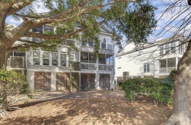 Wonderfully laid out 2 bed and 2.5 bath END UNIT with ELEVATOR on Charleston National Golf Club in South Carolina - for sale on GolfHomes.com, golf home, golf lot