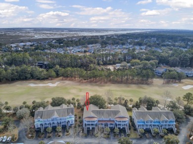Wonderfully laid out 2 bed and 2.5 bath END UNIT with ELEVATOR on Charleston National Golf Club in South Carolina - for sale on GolfHomes.com, golf home, golf lot