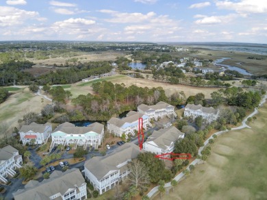 Wonderfully laid out 2 bed and 2.5 bath END UNIT with ELEVATOR on Charleston National Golf Club in South Carolina - for sale on GolfHomes.com, golf home, golf lot