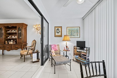 Well Kept, updated 1st floor 2 bdrm 2 bath condo in 55+ gated on Boca Delray Golf and Country Club in Florida - for sale on GolfHomes.com, golf home, golf lot