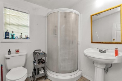 Welcome outdoor lovers to these 4 beds 2 baths with a private in on Tenison Park Golf Club in Texas - for sale on GolfHomes.com, golf home, golf lot