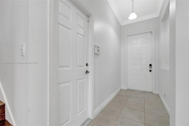 FABULOUS 4/3 2-story townhome in Davie!! This home is in a very on Grande Oaks Golf Club in Florida - for sale on GolfHomes.com, golf home, golf lot