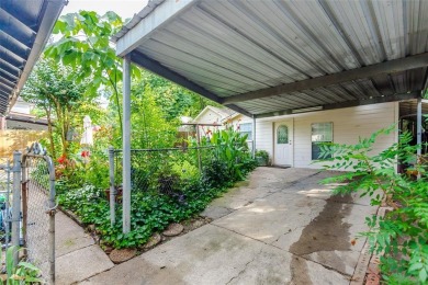 Welcome outdoor lovers to these 4 beds 2 baths with a private in on Tenison Park Golf Club in Texas - for sale on GolfHomes.com, golf home, golf lot