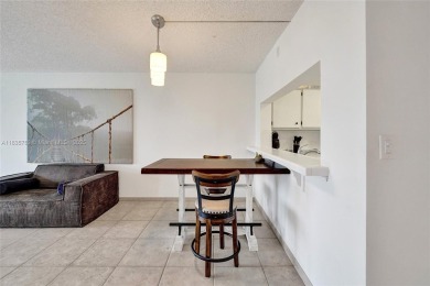 This charming 2-bedroom, 2-bathroom condo offers the perfect on Pine Island Ridge Country Club in Florida - for sale on GolfHomes.com, golf home, golf lot