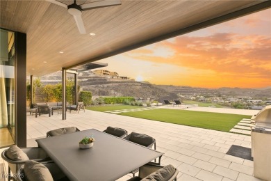 Christopher Homes, Vu Estates Luxury Home collection in on Dragon Ridge Country Club in Nevada - for sale on GolfHomes.com, golf home, golf lot