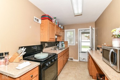 Charming Duplex Near Edgewood Golf Course - Great Investment on Edgewood Golf Club in Indiana - for sale on GolfHomes.com, golf home, golf lot