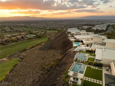 Christopher Homes, Vu Estates Luxury Home collection in on Dragon Ridge Country Club in Nevada - for sale on GolfHomes.com, golf home, golf lot
