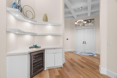 Immaculate, completely renovated MOVE IN READY 3 bedrooms with 3 on Addison Reserve in Florida - for sale on GolfHomes.com, golf home, golf lot