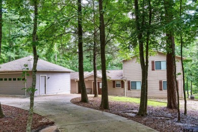 Welcome to your ideal lakefront retreat in the highly desirable on Holly Lake Ranch Golf Club in Texas - for sale on GolfHomes.com, golf home, golf lot