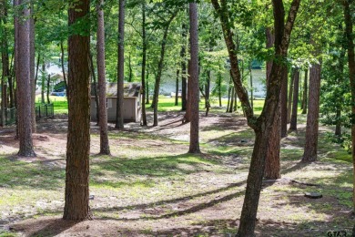 Welcome to your ideal lakefront retreat in the highly desirable on Holly Lake Ranch Golf Club in Texas - for sale on GolfHomes.com, golf home, golf lot