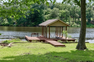 Welcome to your ideal lakefront retreat in the highly desirable on Holly Lake Ranch Golf Club in Texas - for sale on GolfHomes.com, golf home, golf lot