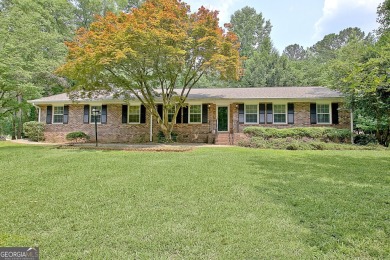 From the moment you walk into this home you know it has been on Canongate At Flat Creek Club in Georgia - for sale on GolfHomes.com, golf home, golf lot