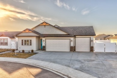 This 3/2 home is placed perfectly on the cul-de-sac to offer on Scotch Pines Golf Course in Idaho - for sale on GolfHomes.com, golf home, golf lot