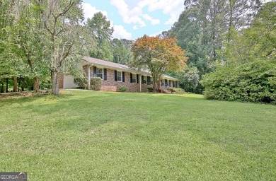 From the moment you walk into this home you know it has been on Canongate At Flat Creek Club in Georgia - for sale on GolfHomes.com, golf home, golf lot