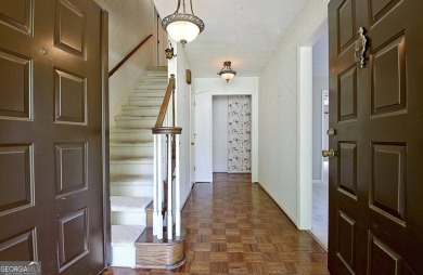 This is your opportunity to live in the heart of Peachtree City on Braelinn Golf Club in Georgia - for sale on GolfHomes.com, golf home, golf lot