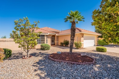 Charming 2BR + Den Winterhaven Home in 55+ Community


 on Pueblo Del Sol Country Club in Arizona - for sale on GolfHomes.com, golf home, golf lot