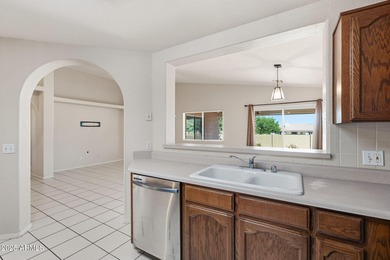 Charming 2BR + Den Winterhaven Home in 55+ Community


 on Pueblo Del Sol Country Club in Arizona - for sale on GolfHomes.com, golf home, golf lot