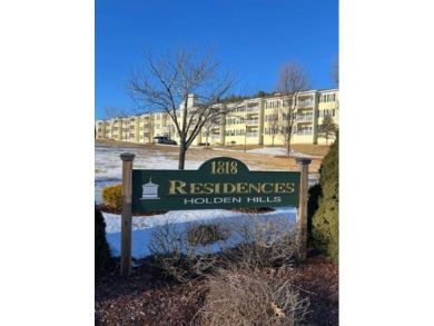 Desirable, sun-filled, 2-bedroom, 2-bath, 3RD FLOOR END UNIT on Holden Hills Country Club in Massachusetts - for sale on GolfHomes.com, golf home, golf lot