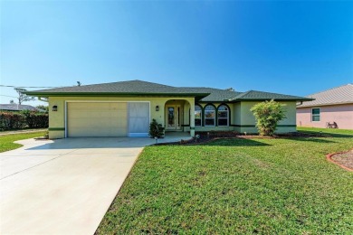 Welcome to your dream retreat at 5 Pinehurst Court in the heart on Pinemoor West Golf Club in Florida - for sale on GolfHomes.com, golf home, golf lot