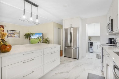 Welcome home to your stunning 2 bedroom, 2 bathroom mobile home on  in Florida - for sale on GolfHomes.com, golf home, golf lot