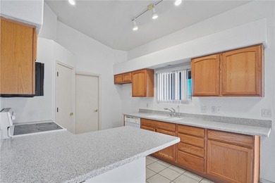 OWNED SOLAR! This move-in-ready 3 bed, 2 bath home is located in on Valle Vista Golf Course in Arizona - for sale on GolfHomes.com, golf home, golf lot