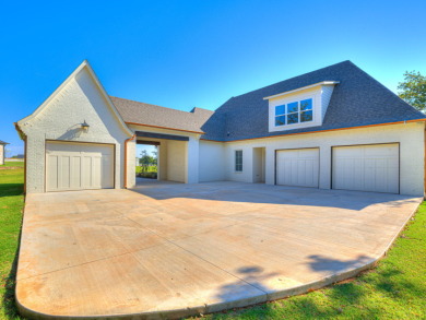 Elegant Golf Front Home on Cul-de-Sac | Winter Creek on Winter Creek Golf and Social Club in Oklahoma - for sale on GolfHomes.com, golf home, golf lot