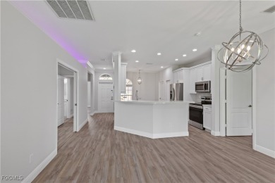 WELCOME TO PARADISE!! This well maintained three bedroom, two on Gateway Golf and Country Club in Florida - for sale on GolfHomes.com, golf home, golf lot