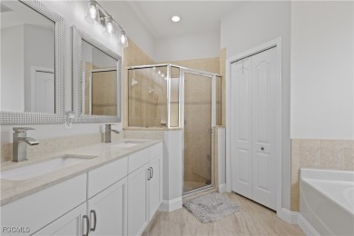 WELCOME TO PARADISE!! This well maintained three bedroom, two on Gateway Golf and Country Club in Florida - for sale on GolfHomes.com, golf home, golf lot