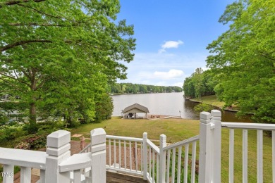 This cozy 2-bedroom, 2-bath home offers the perfect blend of on River Golf and County Club at Lake Royale in North Carolina - for sale on GolfHomes.com, golf home, golf lot