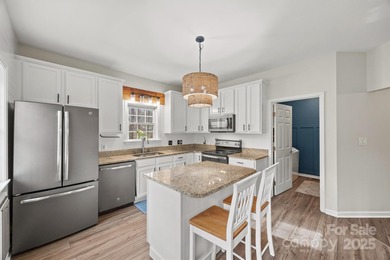 Looking for a MOVE-IN READY home in the heart of Tega Cay? These on Tega Cay Golf Club in South Carolina - for sale on GolfHomes.com, golf home, golf lot