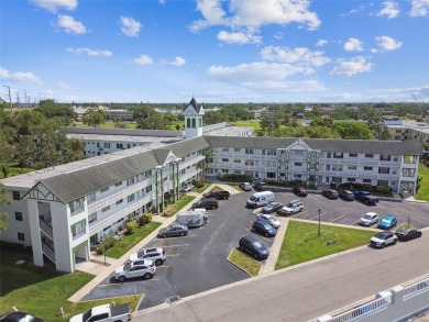 Breezy, bright & Beautiful.  This 3rd-floor condo is the perfect on On Top Of The World Golf Course in Florida - for sale on GolfHomes.com, golf home, golf lot